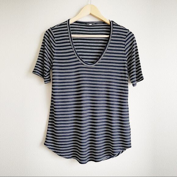 Splendid Navy And White Stripe Scoop Neck Knit Tee Size XS - Picture 1 of 5
